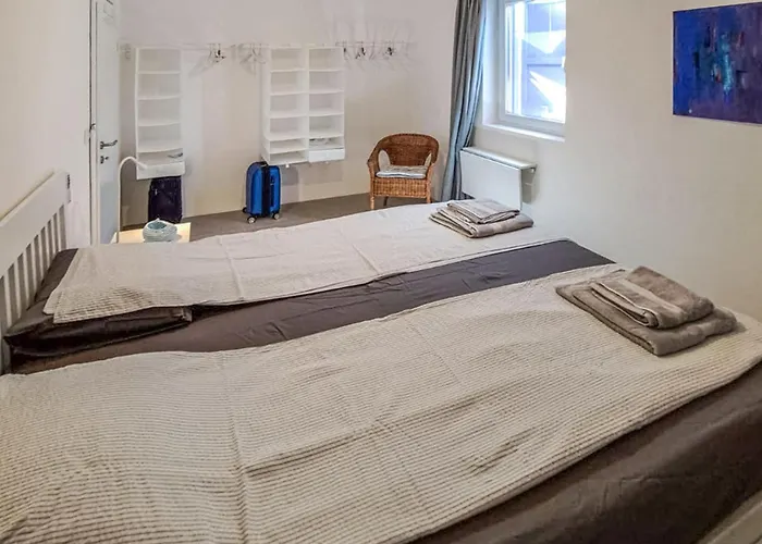 2 Bedroom Gorgeous In * Olib