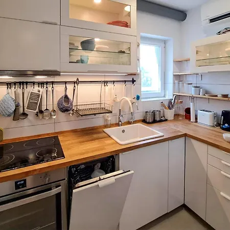 Beautiful In With Kitchen Apartamento Olib